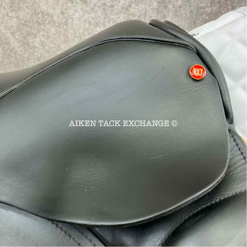 Windsor Elite Dressage Saddle, 17" Seat, Medium Tree, Wool Flocked Panels