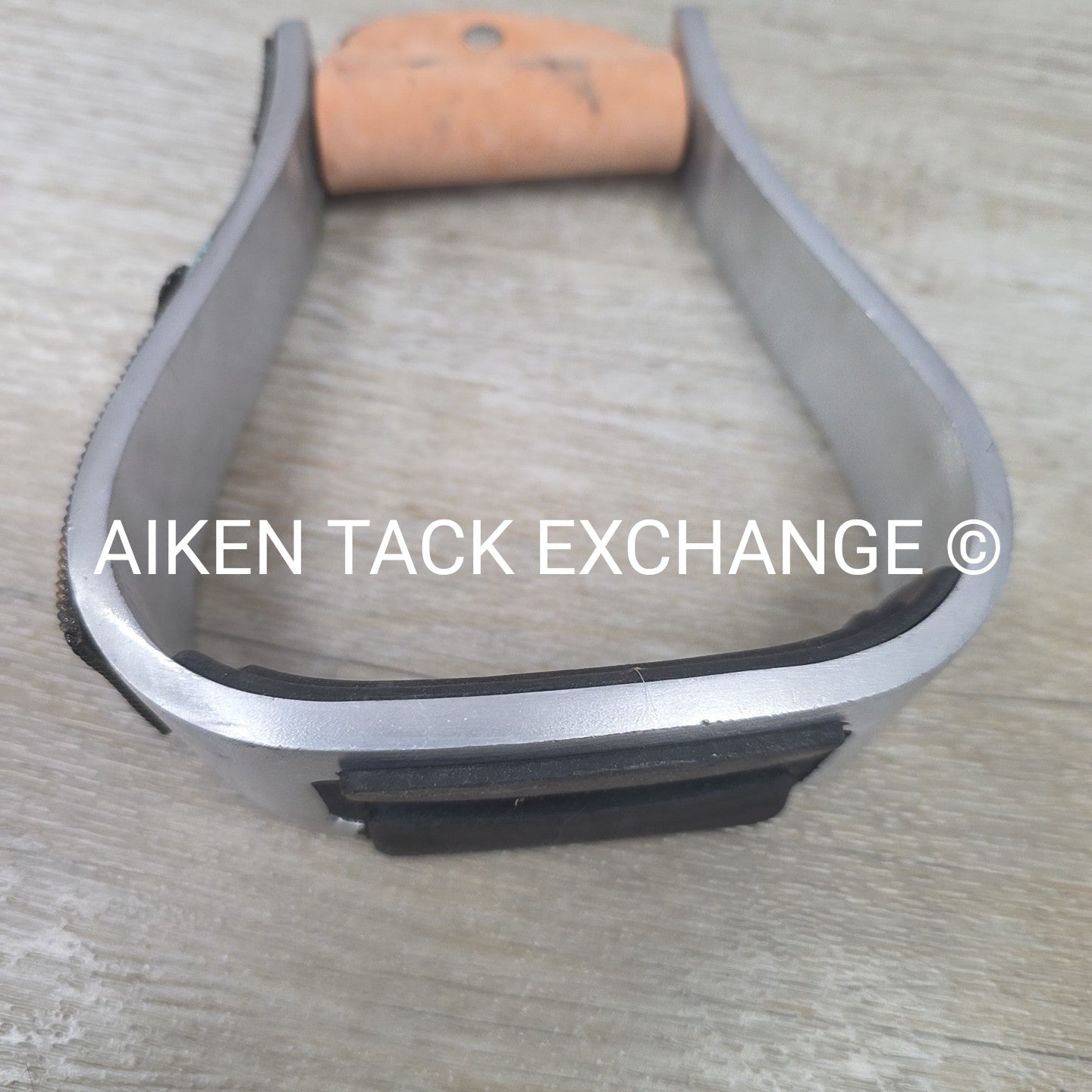 Challenger Horse Wear Aluminum & Copper Barrel Stirrups, 5"