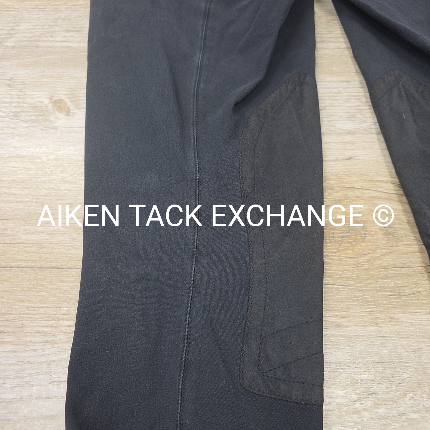 Tailored Sportsman Trophy Hunter Knee Patch Breeches, Size 36