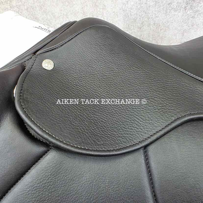 2022 Circuit by Dover Saddlery Premier Monoflap Jump Saddle, 17" Seat, Medium Wide Tree, Wool Flocked Panels