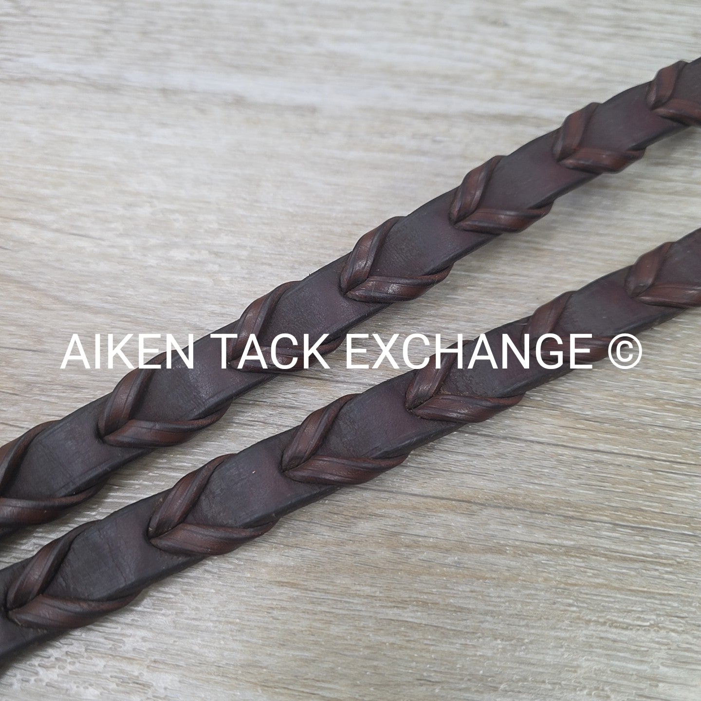 Stubben Plain Laced Reins, Brown, 60"