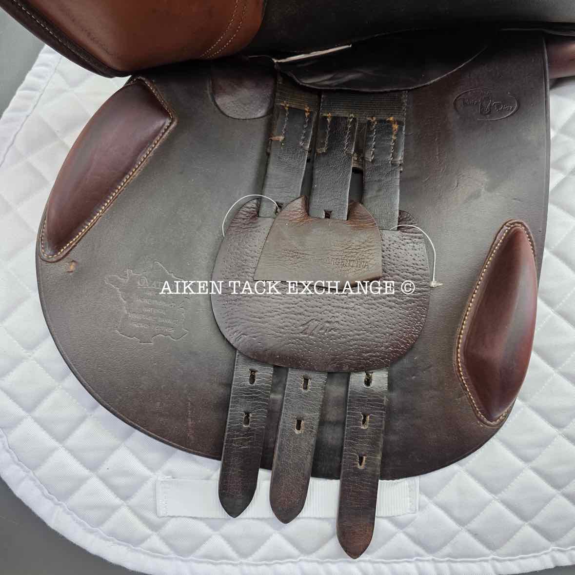 Ovation Ruiz Diaz Close Contact Jump Saddle, 17.5" Seat, Medium Tree, Foam Panels