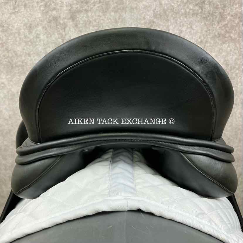 **SOLD** 2017 Schleese Obrigado Monoflap Dressage Saddle, 17.5" Seat, Adjustable AdapTree, Wool Flocked Panels