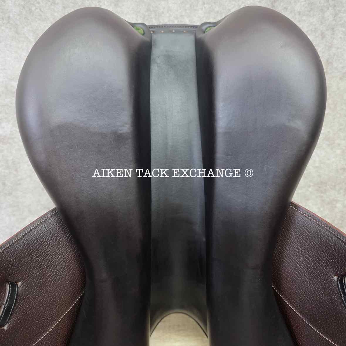 2012 Devoucoux Chiberta Monoflap Jump Saddle, 18" Seat, Medium Wide Tree, 3AR Flap, Foam Panels, Full Buffalo Leather