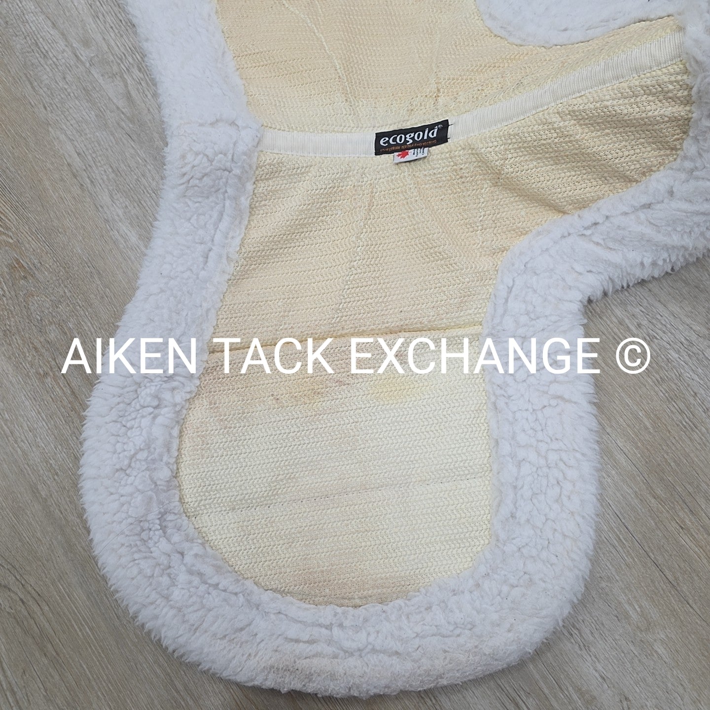 Ecogold Non-Slip Secure Hunter Pad, Size Large / 17" - 17.5"