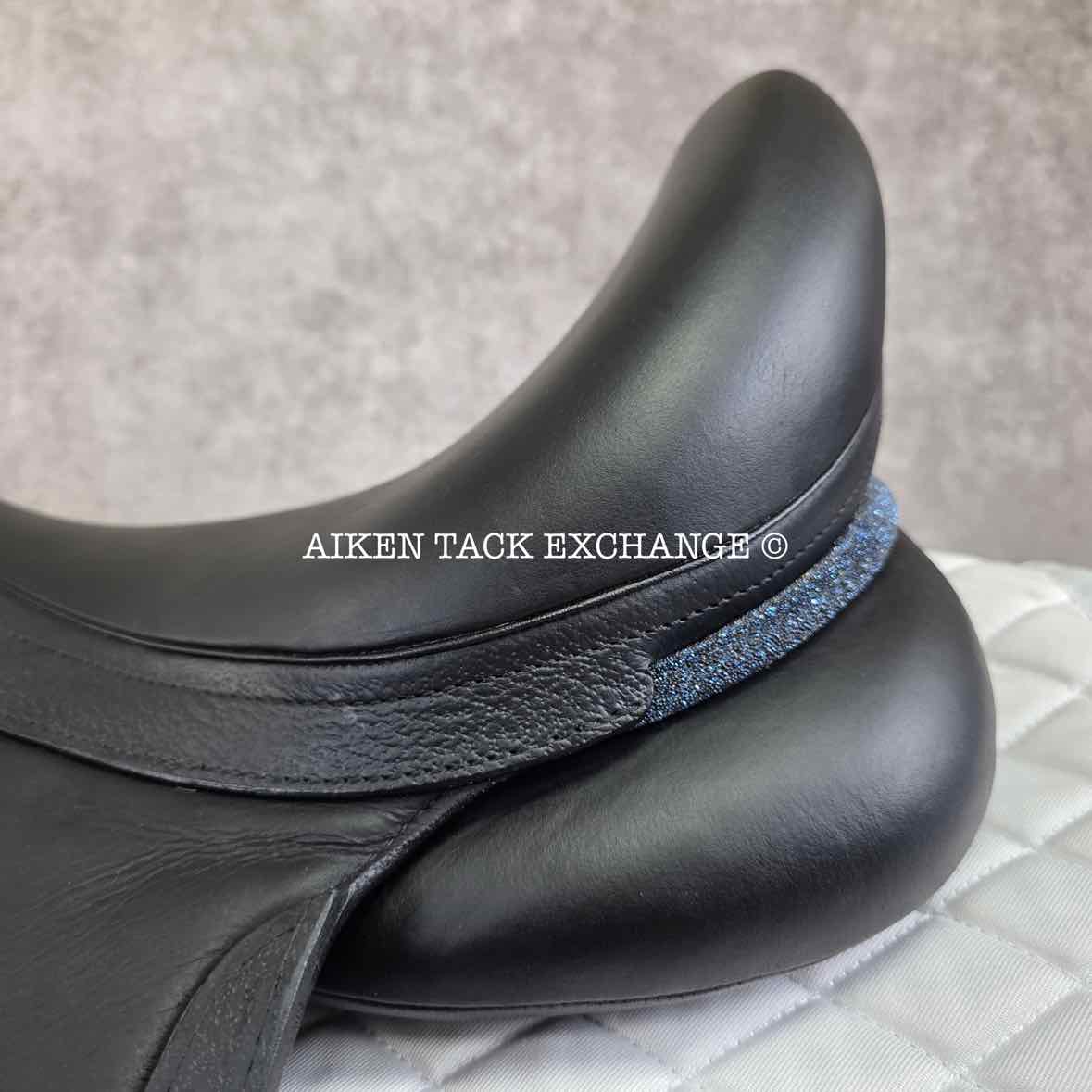 2023 Devoucoux Makila Harmonie Monoflap Dressage Saddle, 17" Seat, 1A Flap - Short, Dynamick Tree - Medium, D3D Panels, Full Buffalo Leather