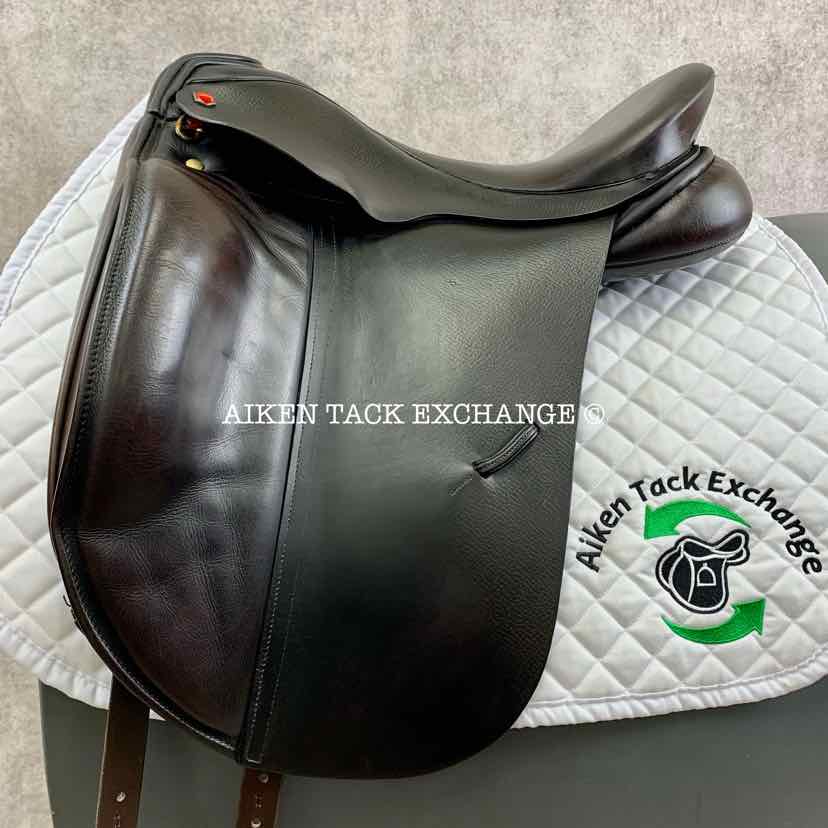 **SOLD** 2007 Albion SL Dressage Saddle, 17.5" Seat, Wide Tree, Wool Flocked Panels