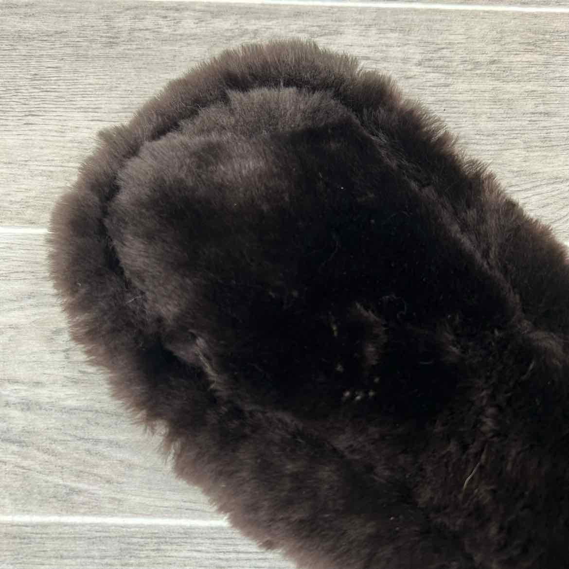 CAS Equestrian Sheepskin Girth, Brown, 20"