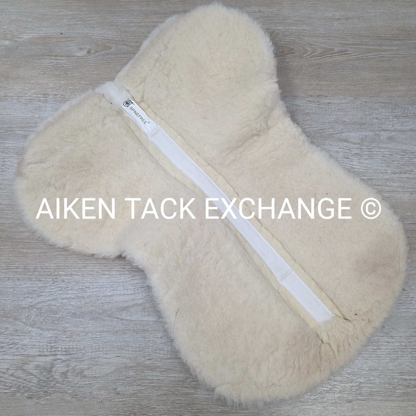 Mattes Gold Correction Sheepskin Half Pad, VS, Size Large