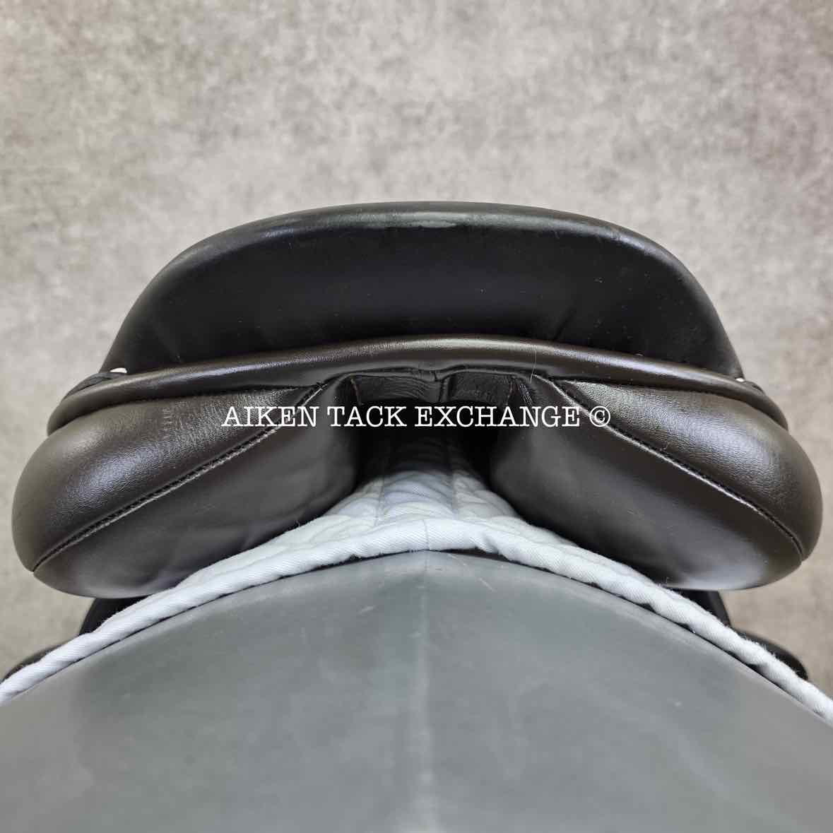 **SOLD** 2018 Custom Saddlery Fleur De Lys Monoflap Jump Saddle, 17.5" Seat, Adjustable Tree, Wool Flocked Panels