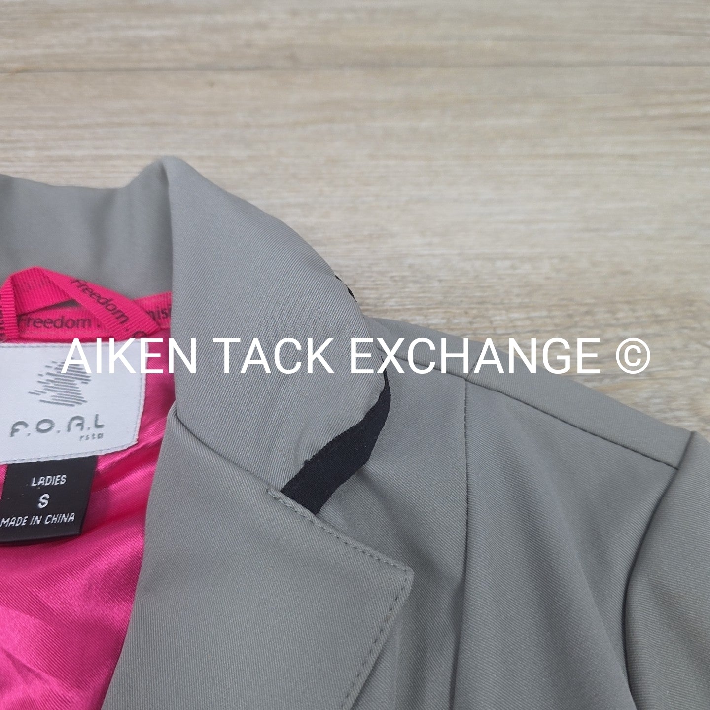 F.O.A.L Show Coat, Size Small