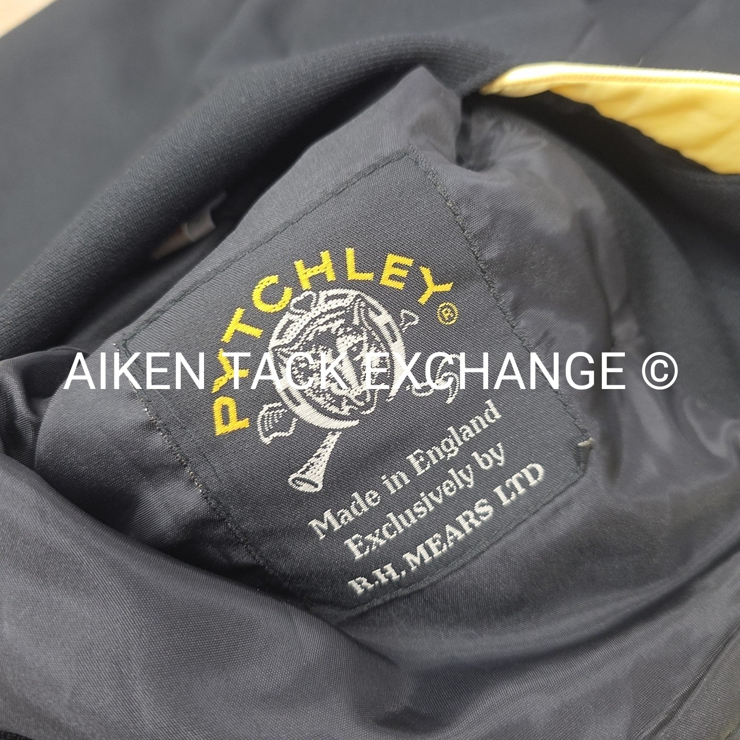 Pytchley Shadbelly, Size 12