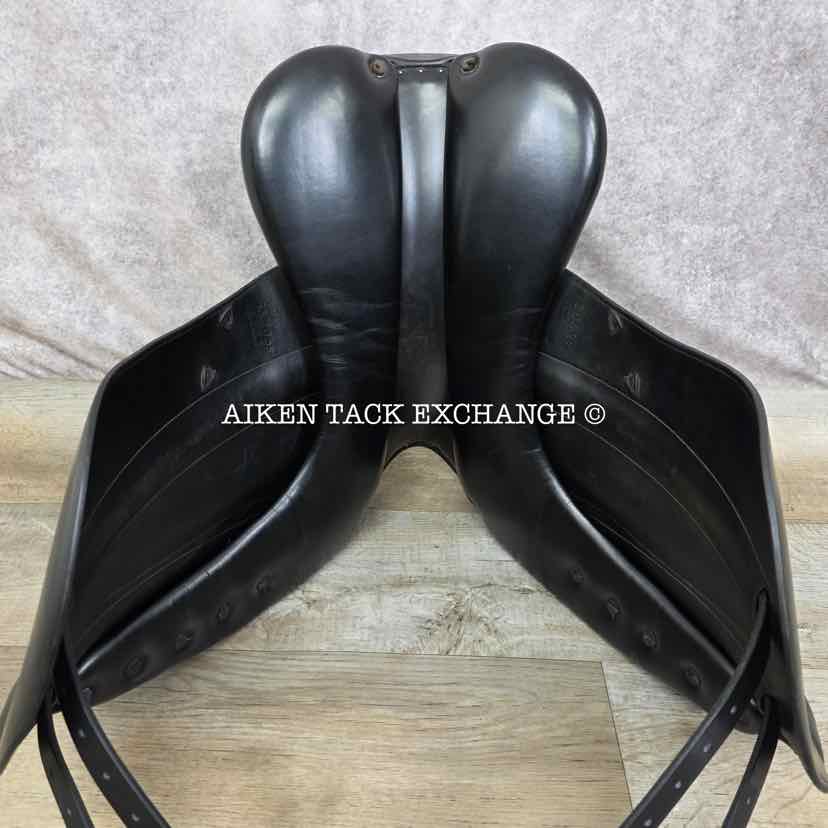 **SOLD** Hermes Corlandus Monoflap Dressage Saddle, 17.5" Seat, Medium Wide Tree, Foam Panels