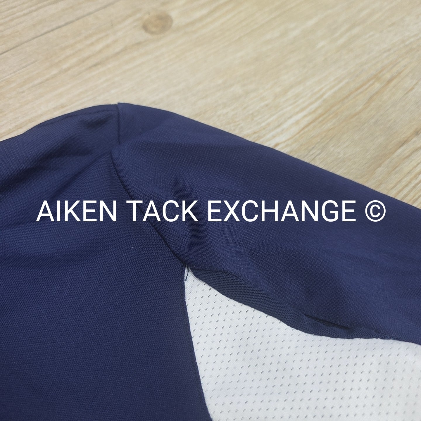 HR Farm Long Sleeve Sun Shirt, Size Medium