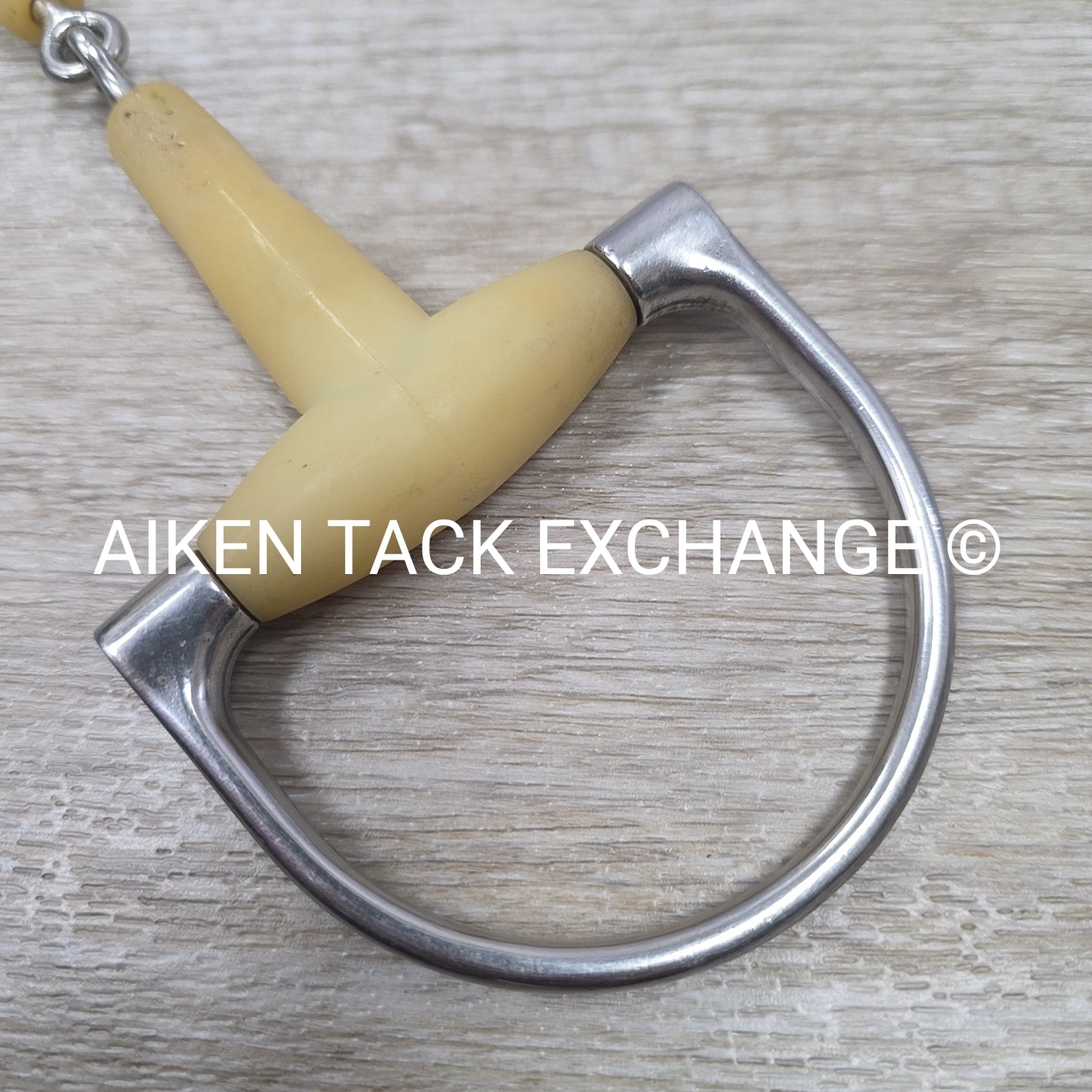 Happy Mouth King Single Joint D Ring Bit 5.25" (Has Chew Marks)