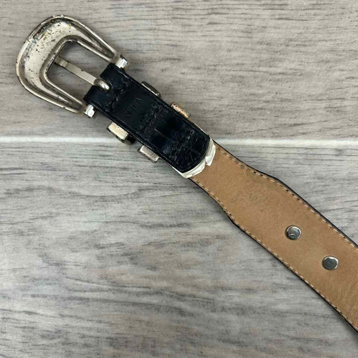 Belt, Size Small (has blemishes)