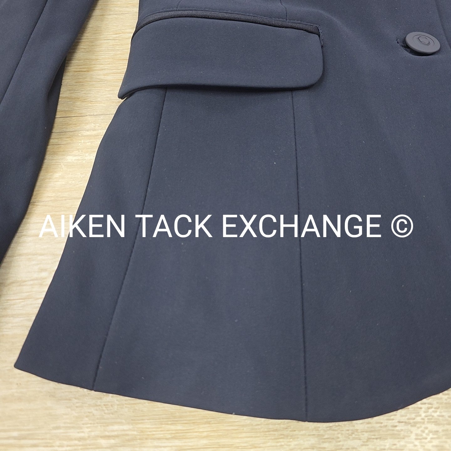 Samshield Show Coat, Size 2