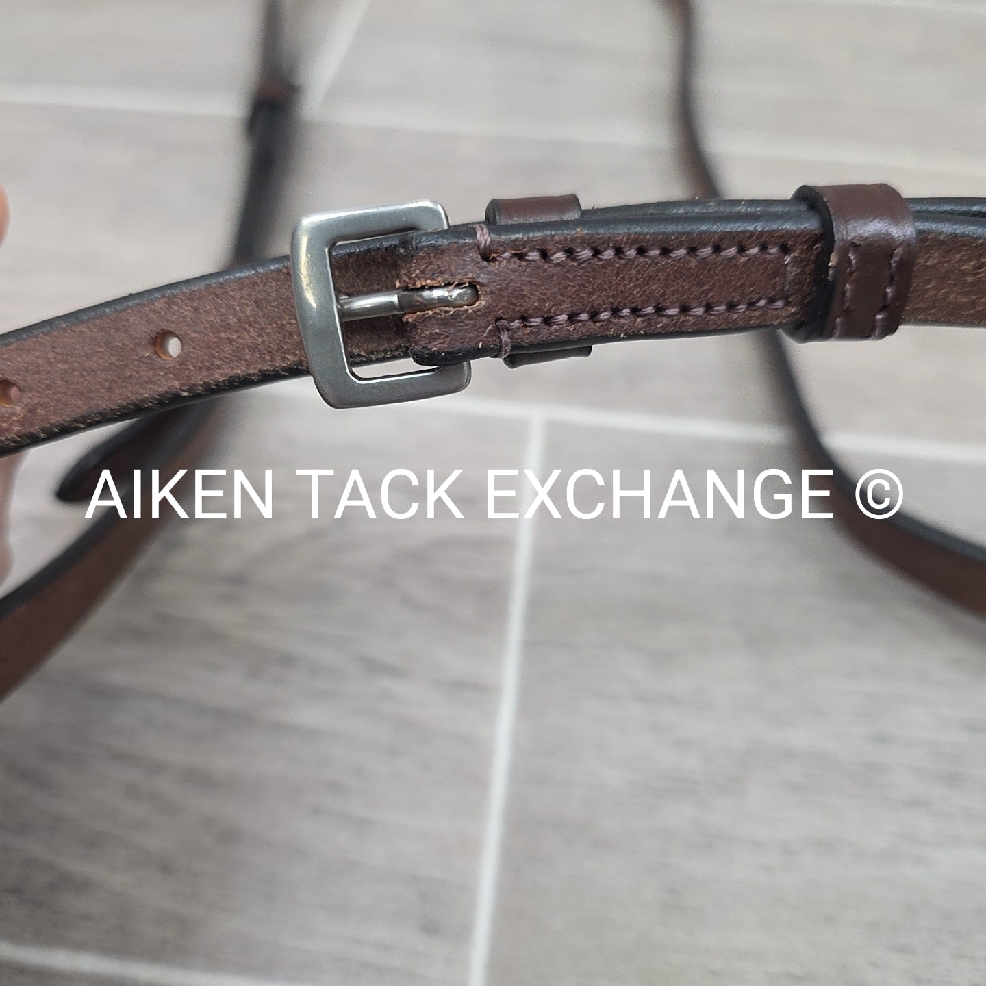 KL Select Red Barn Plain Figure 8 Noseband, Brown, Size Full