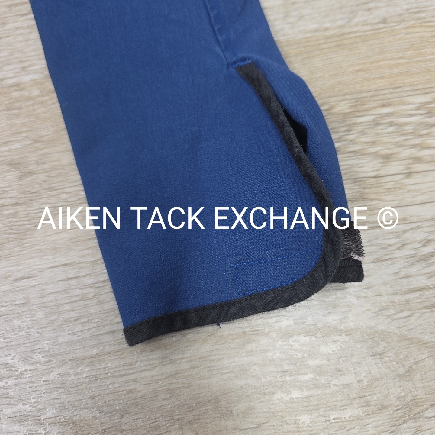 Tailored Sportsman Trophy Hunter Knee Patch Breeches, Size 8