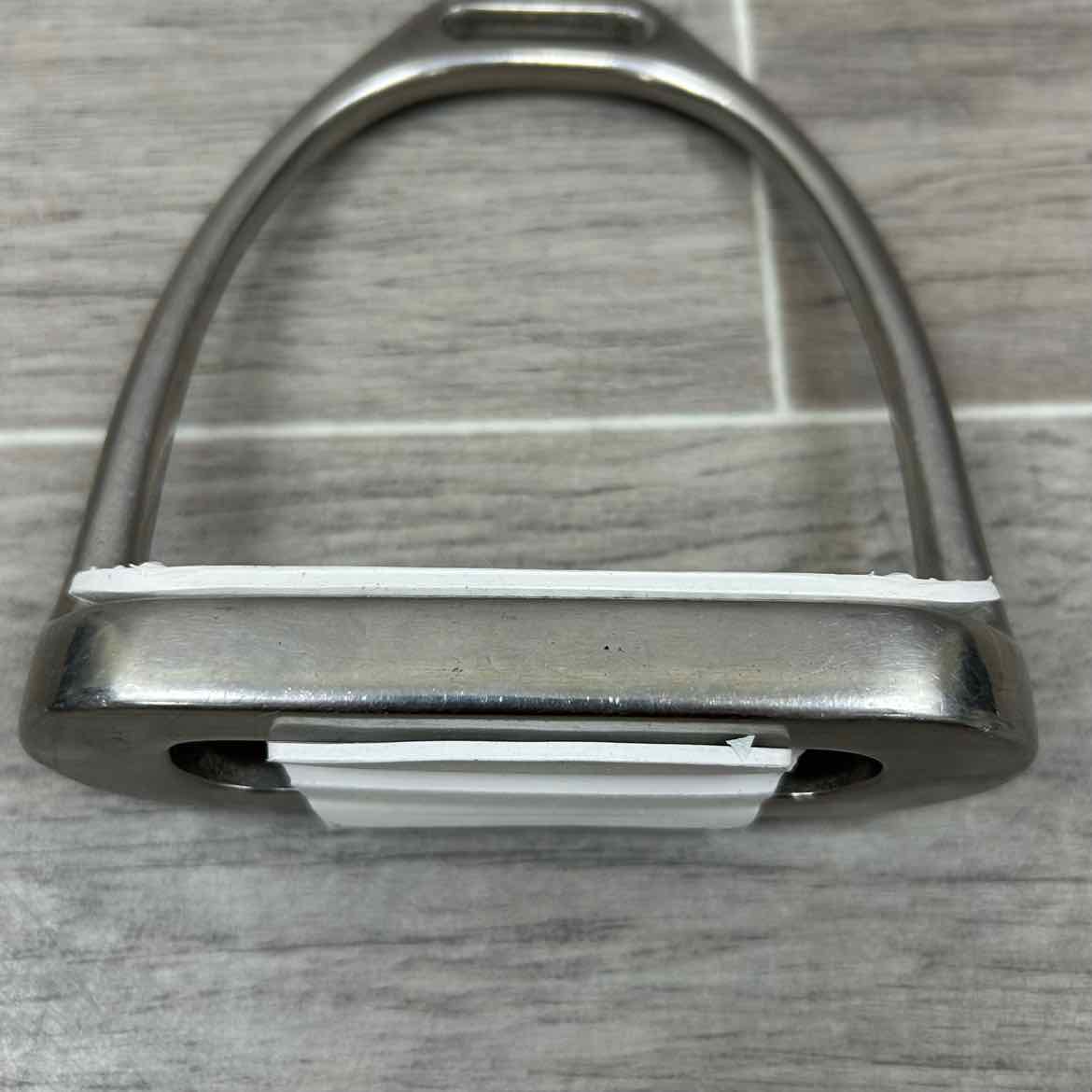 Fillis Stirrup Irons 4.25"