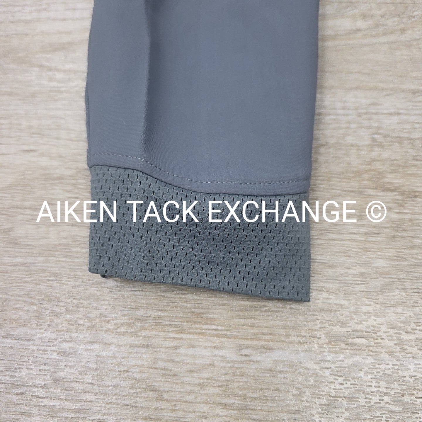 Ariat Tri Factor Silicone Grip Knee Patch Breeches, Size 34R