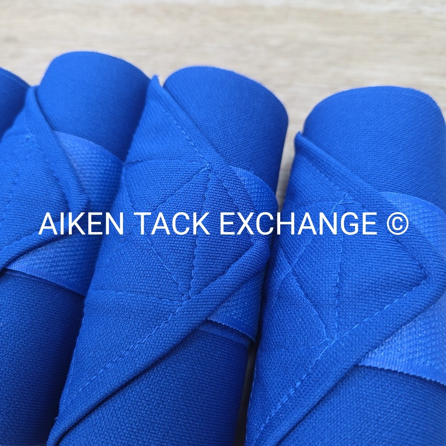 Standing Bandages, Set of 4