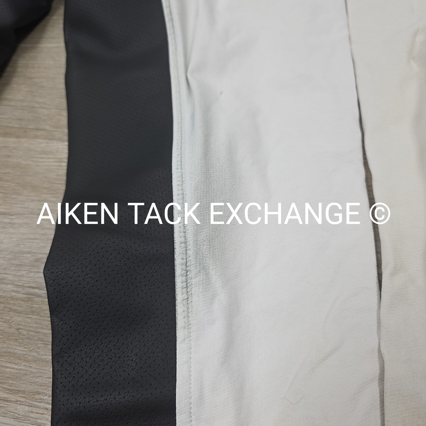 BARGAIN BUNDLE: 2 Pair Kerrits Full Seat Pull On Breeches, Size Large