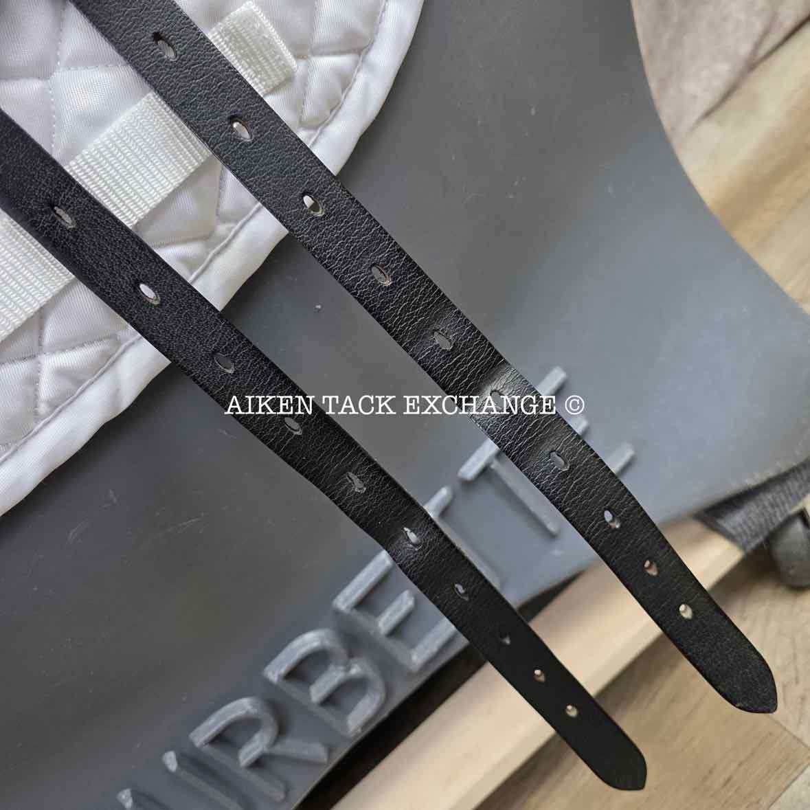 2020 County Epiphany Monoflap Dressage Saddle, 17.5" Seat, Medium Narrow Tree, Wool Flocked Panels