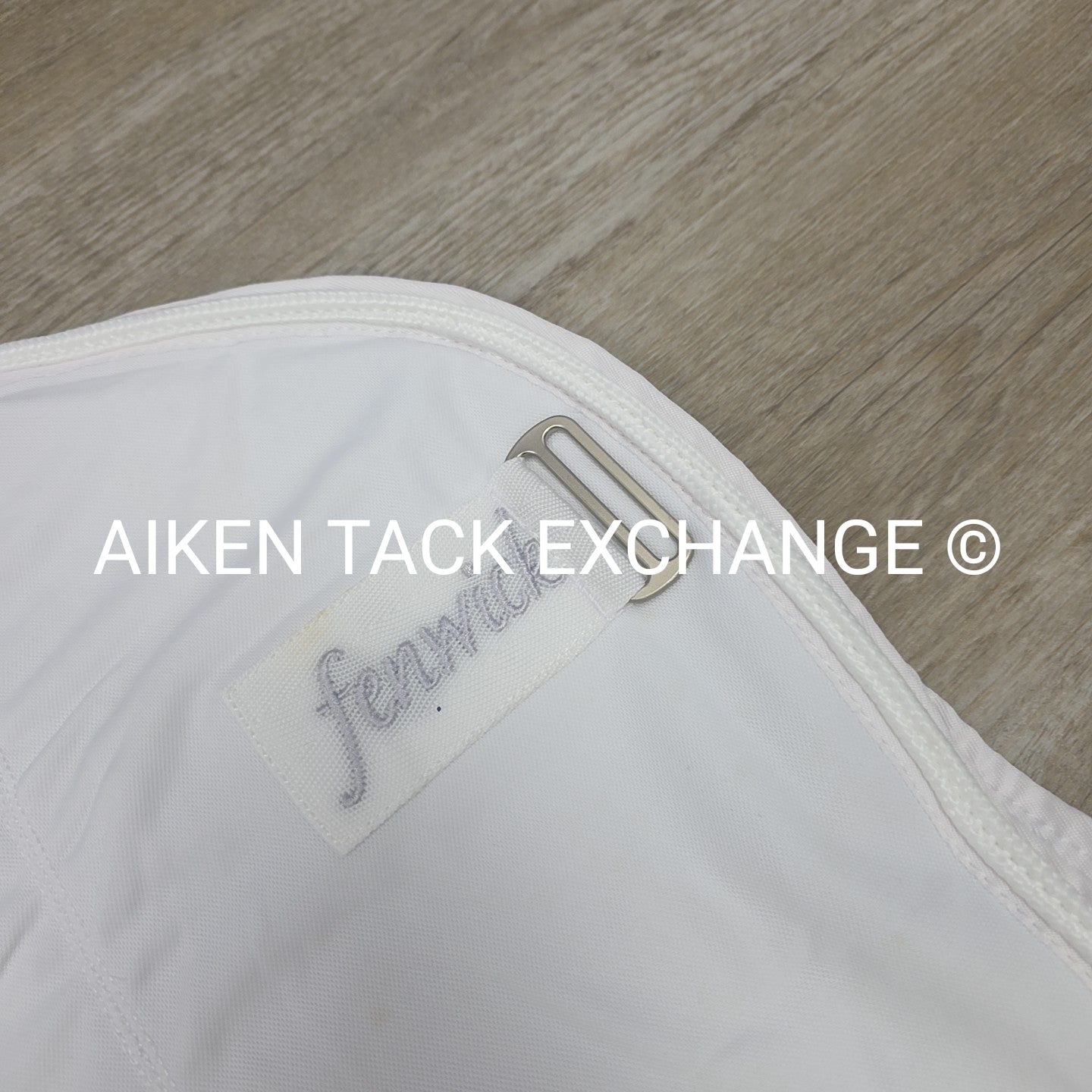 Fenwick Equestrian Therapeutic Jade Cooler, White (has marks), 82"