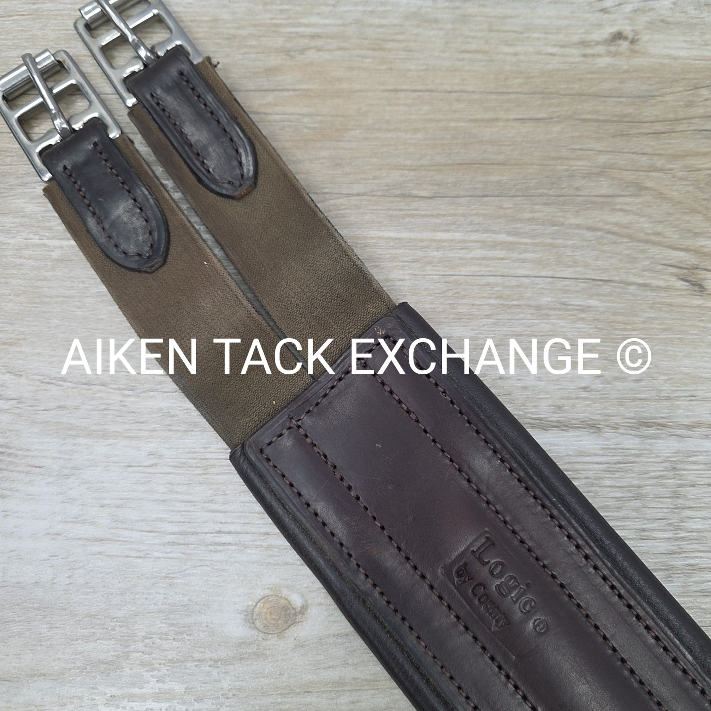 Country Logic Shoulder Relief Anatomic Girth, Brown, 54"