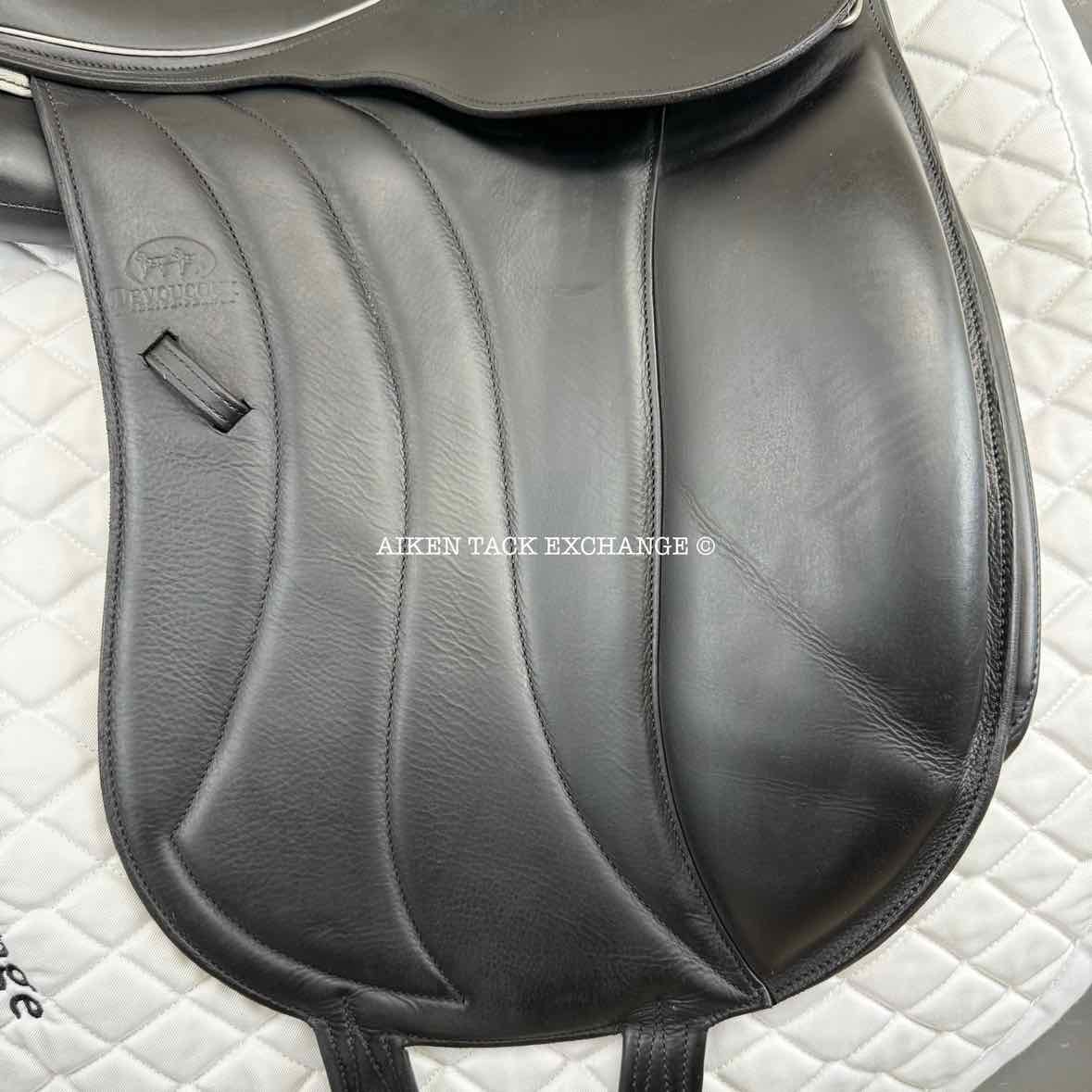 2015 Devoucoux Makila O Monoflap Dressage Saddle, 18" Seat, 1 Flap, Medium Wide Tree, D3D Panels, Full Buffalo Leather