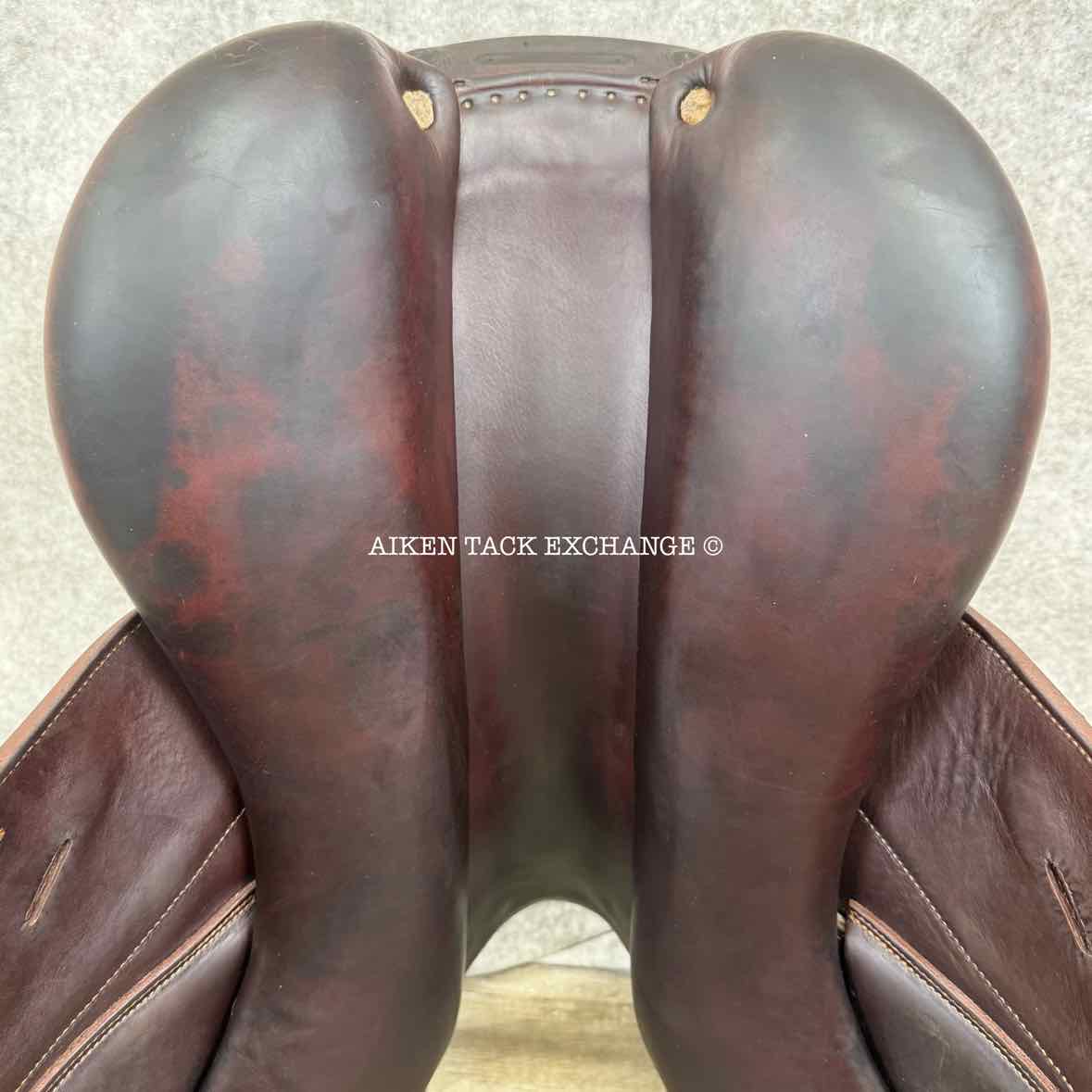 2013 CWD SE09 Monoflap Jump Saddle, 17" Seat, 2A Flap, Medium Tree, Foam Panels