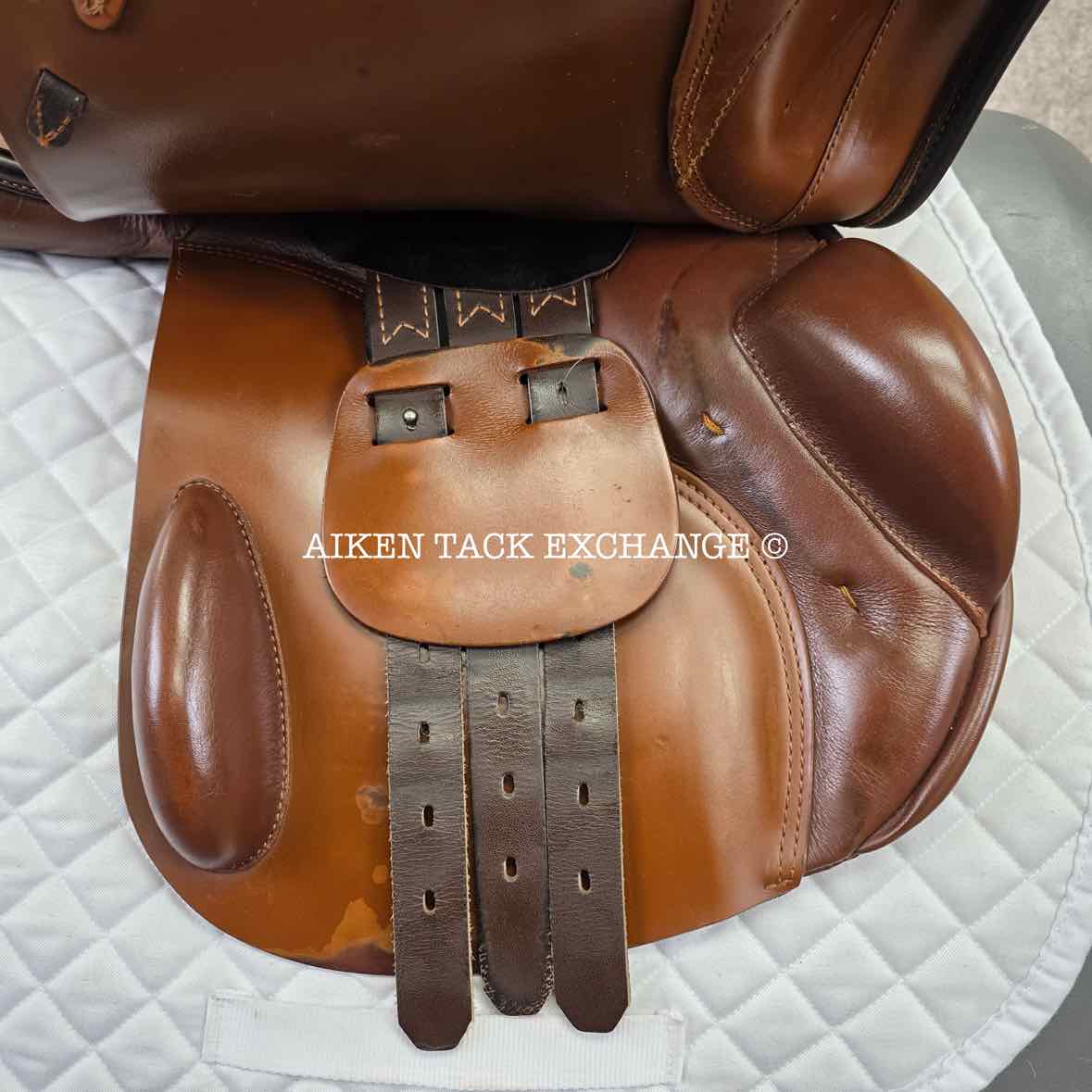 2005 Prestige Sidney Jump Saddle, 17" Seat, 33 Tree - Medium, Wool Flocked Panels