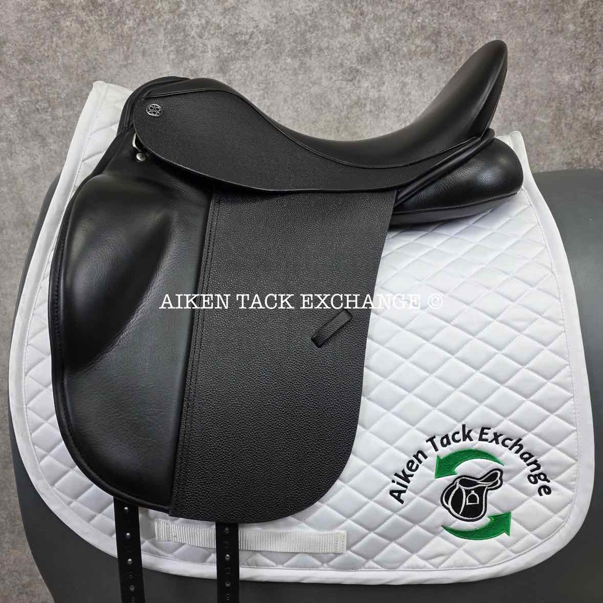 **SOLD** 2023 Trilogy Amadeo Elite Dressage Saddle, 18" Seat, Medium Wide Tree, Wool Flocked Panels