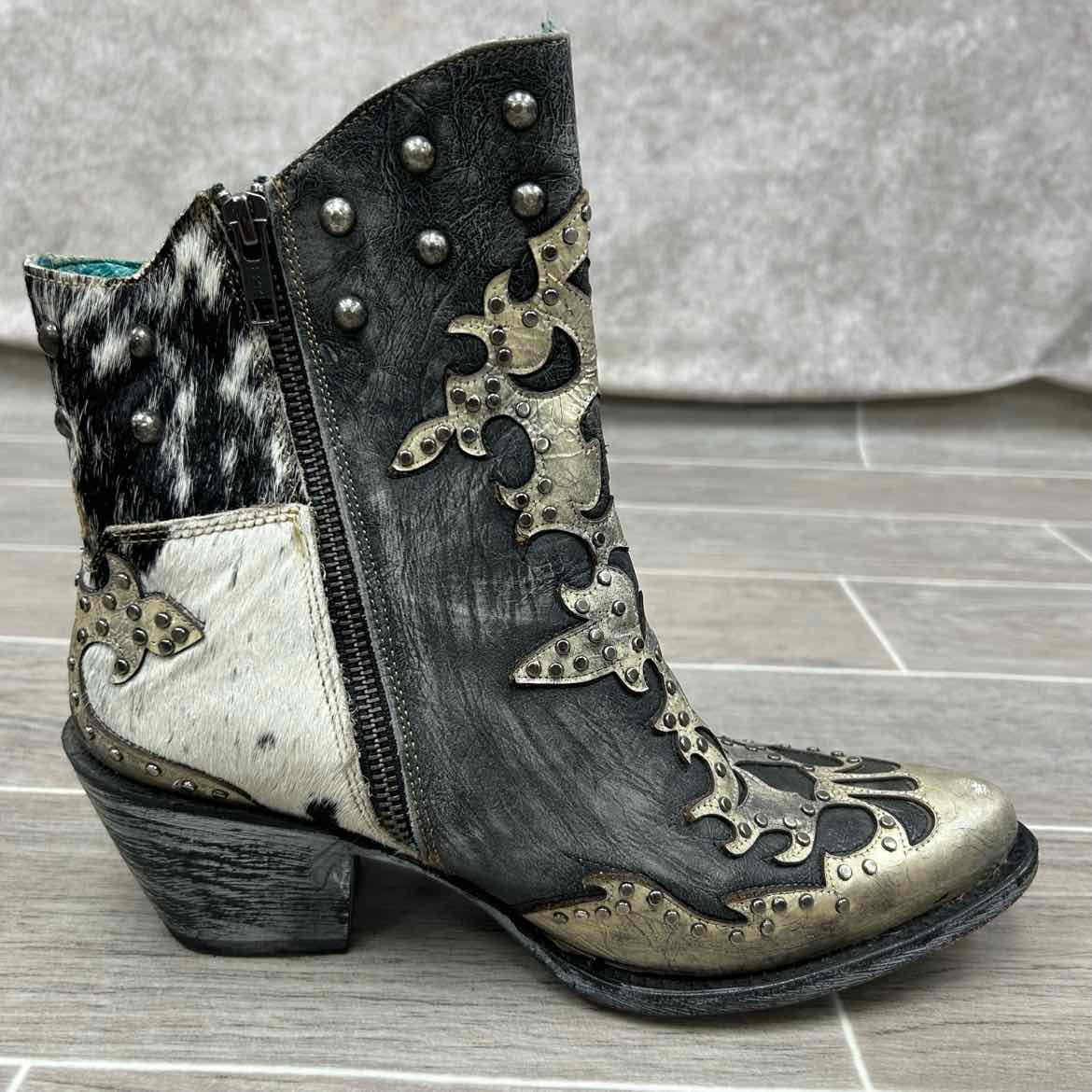 Corral Cow Hide with Fringe Western Boots, Size 7.5