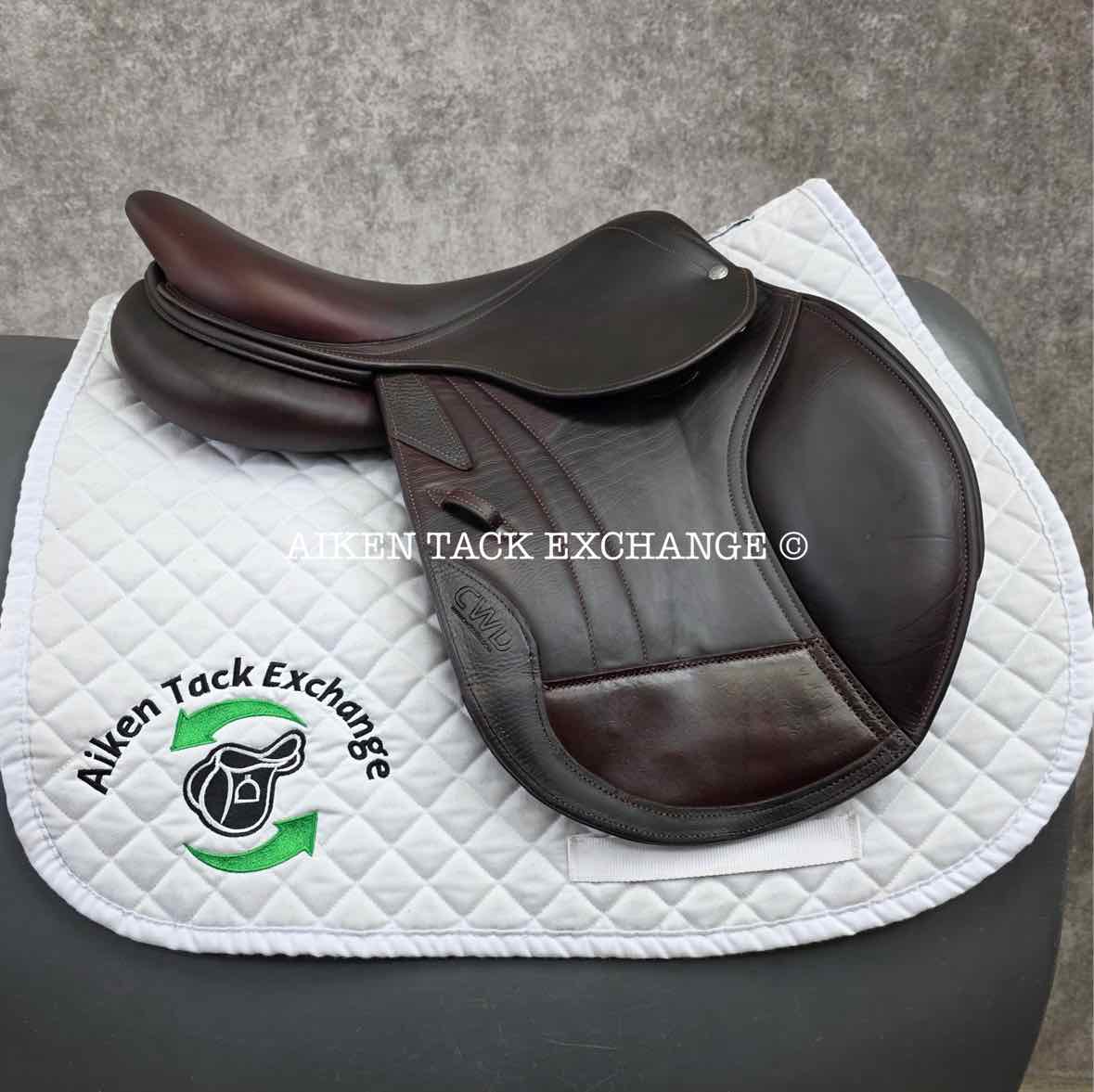 **SOLD** 2015 CWD SE01 Close Contact Jump Saddle, 17" Seat, 1L Flap, Medium Tree, Foam Panels, Full Buffalo Leather