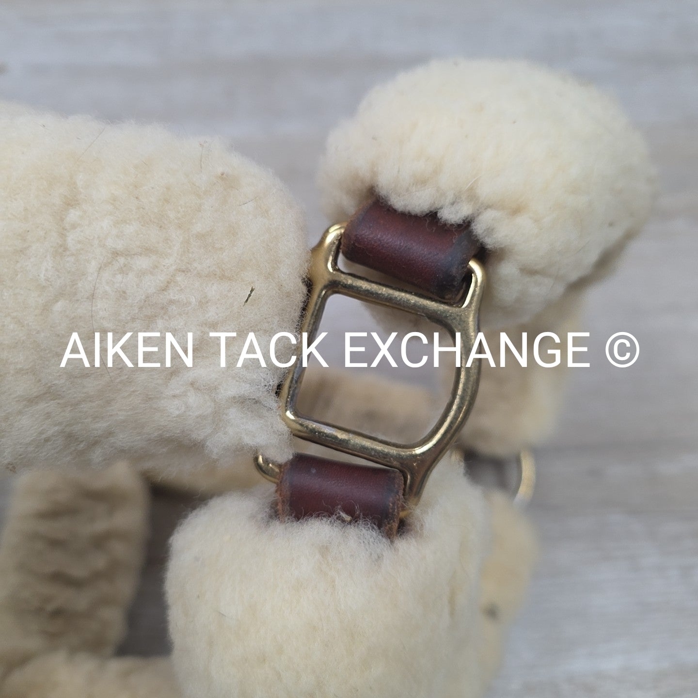 Sheepskin Shipping Halter, Size Cob