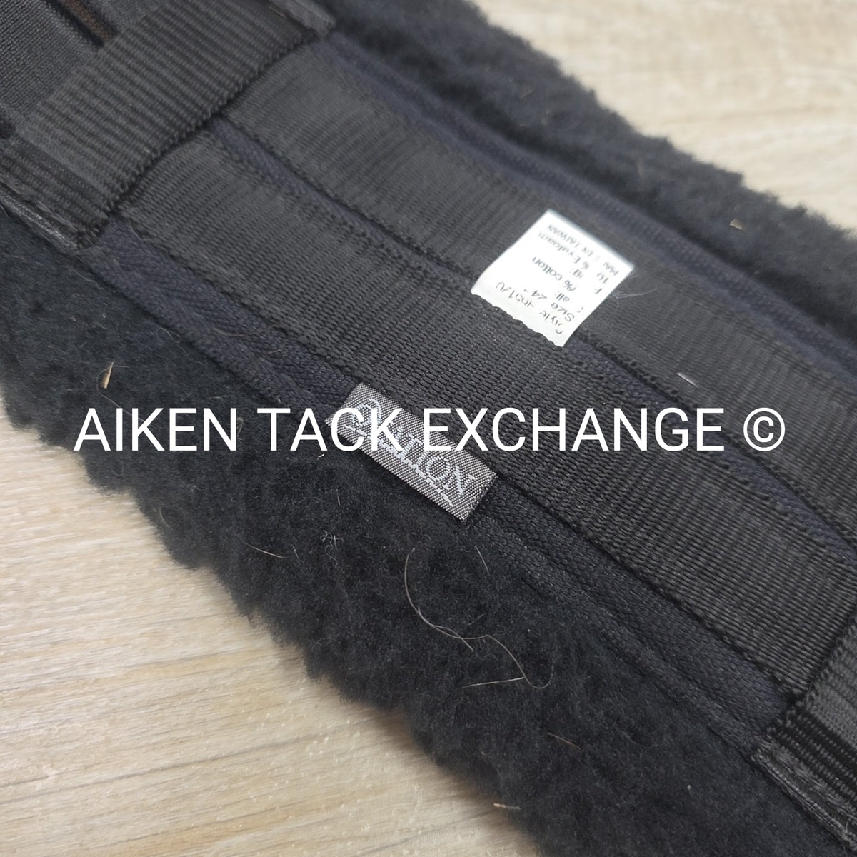 Ovation Fleece Dressage Girth, Black, 24"