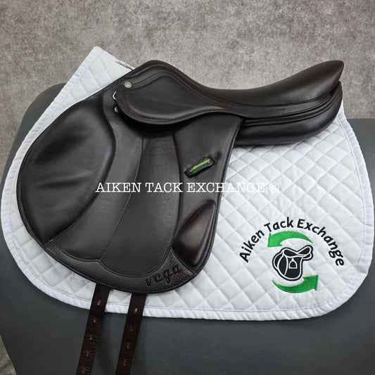 **SOLD** 2023 Amerigo Vega Salto Monoflap Jump Saddle, 17" Seat, Medium Tree, Wool Flocked Panels