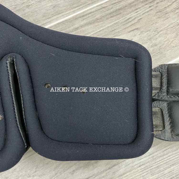 Stubben Equi-Soft Dressage Girth with Padded Neoprene Liner, Black, 20"