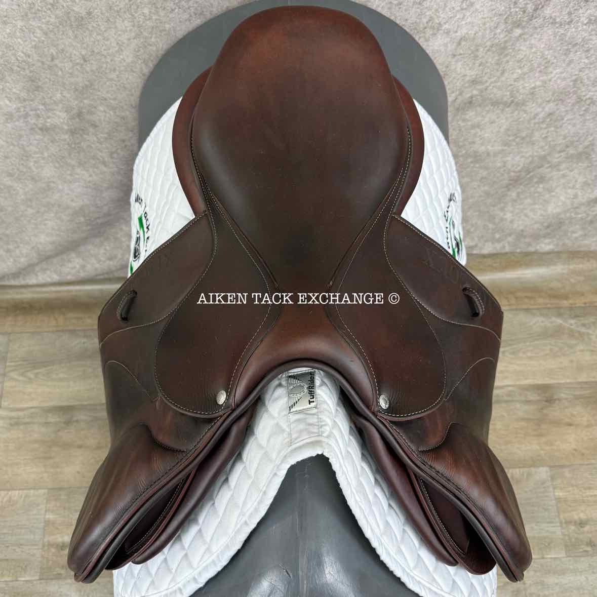 2022 Devoucoux Biarritz S Close Contact Jump Saddle, 17.5" Seat, 2AA Flap, Medium Tree, D3D Panels, Full Buffalo Leather