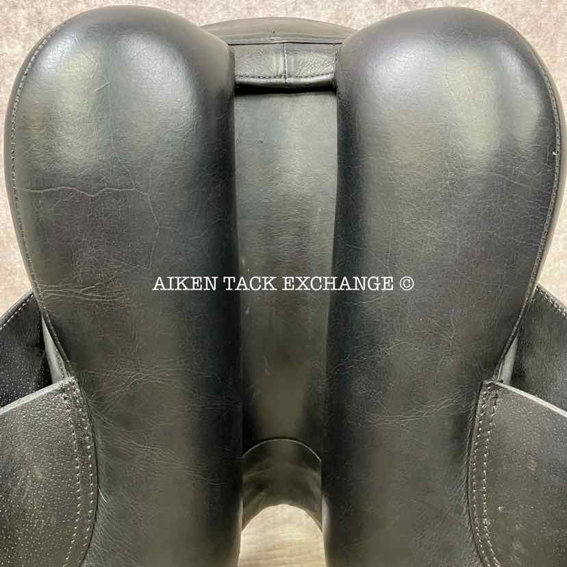 2015 PDS Carl Hester Showtime Alto Dressage Saddle, 17.5" Seat, Adjustable Tree - Changeable Gullet, Wool Flocked Panels