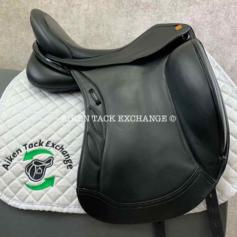 2022 JC Performance Line P2 Monoflap Dressage Saddle, 18" Seat, Wide Tree, Wool Flocked Pony Panels