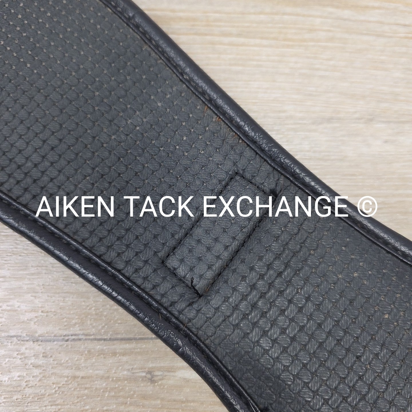 Ovation Airform Chafeless Dressage Girth, Black, 26"