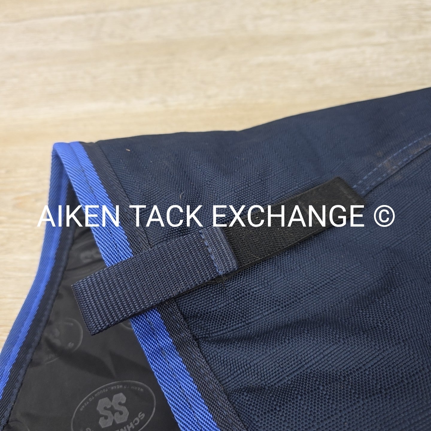 Schneiders ARMORFlex Challenger V-Free Medium Weight Neck Cover,  Size Large