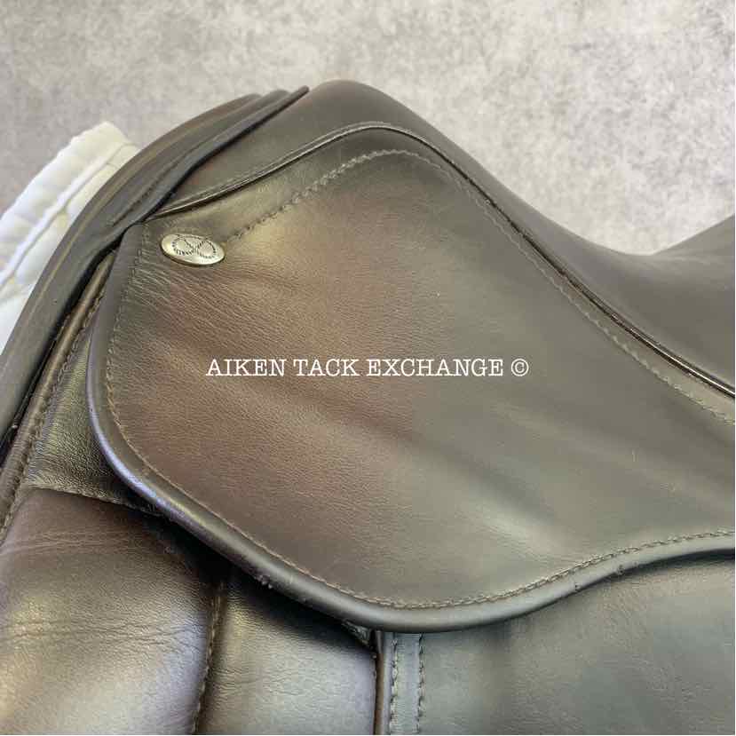 **SOLD** Ryder Legacy Dressage Saddle, 17" Seat, Short Flap, Wide Tree, Wool Flocked Panels