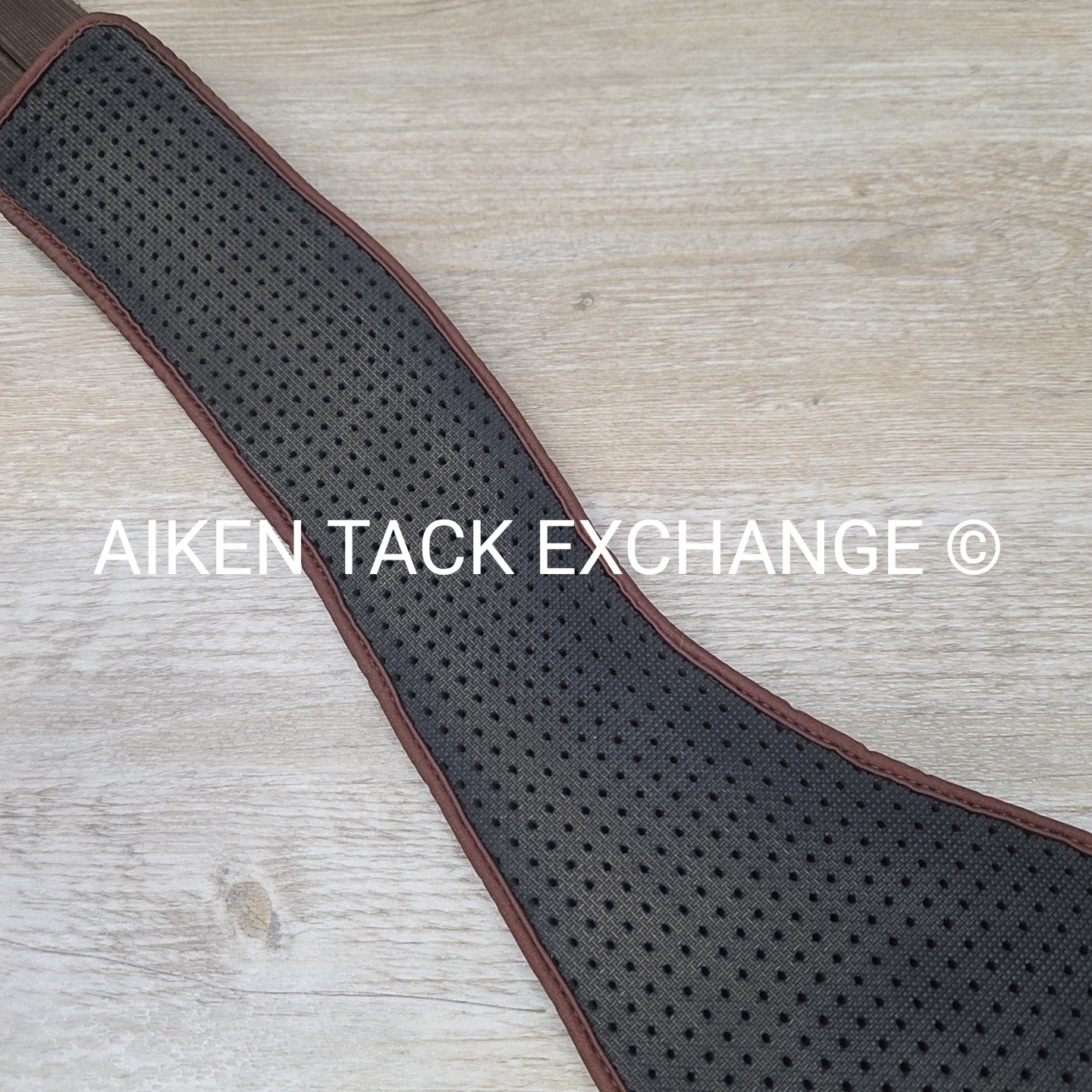 Professional's Choice VenTech Contour Jump Girth, Brown, 56"