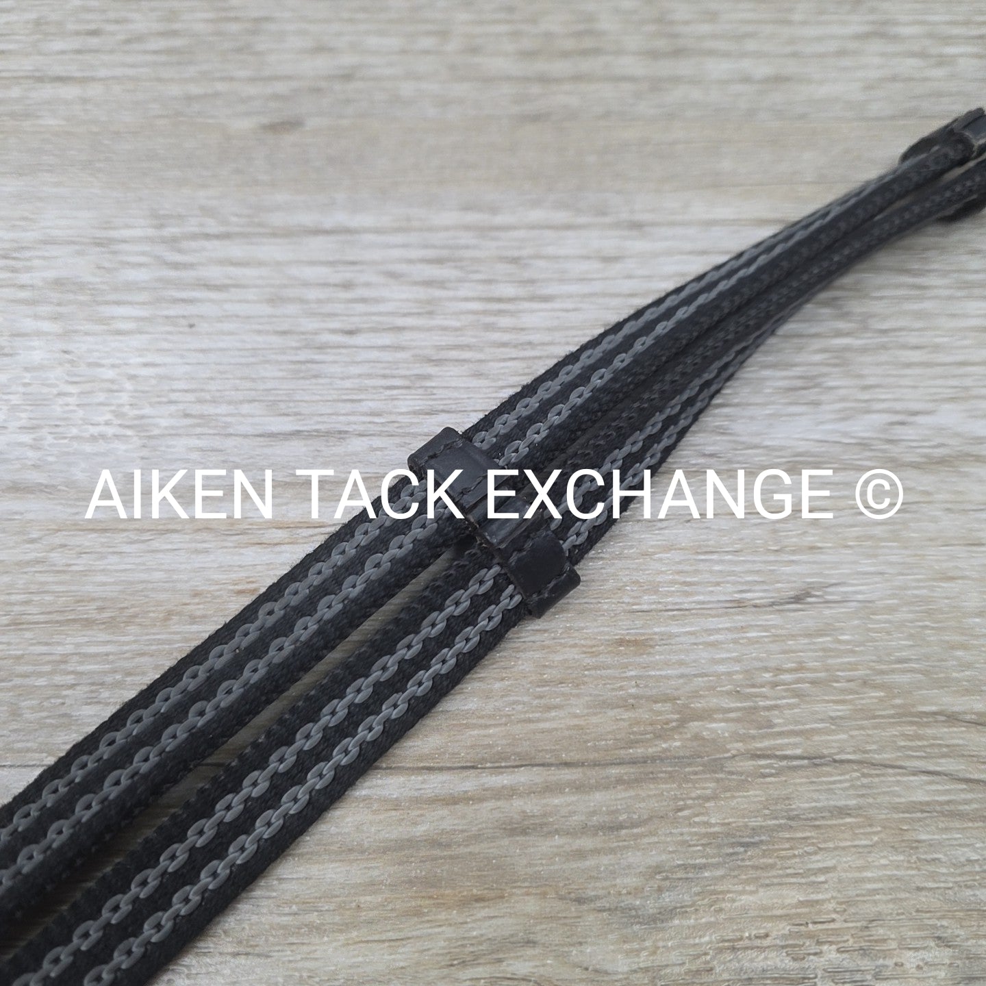 Rubberized Grip Reins, Black, Size Full