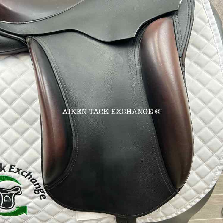 Cardanel Monoflap Dressage Saddle, 17" Seat, Wide Tree, Wool Flocked Panels