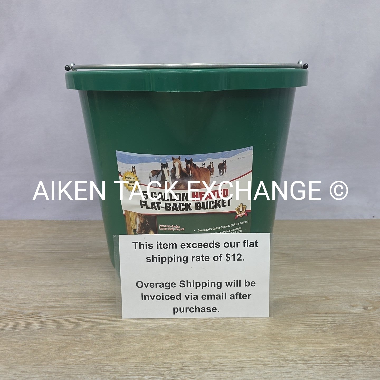 Farm Innovators Heated Flat Back Bucket, 5 Gal